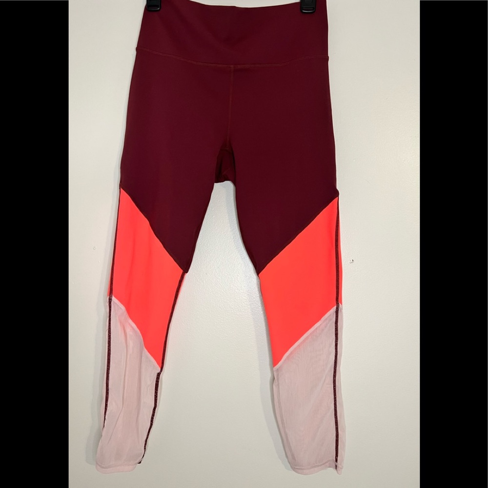 Fabletics power hold leggings size Medium